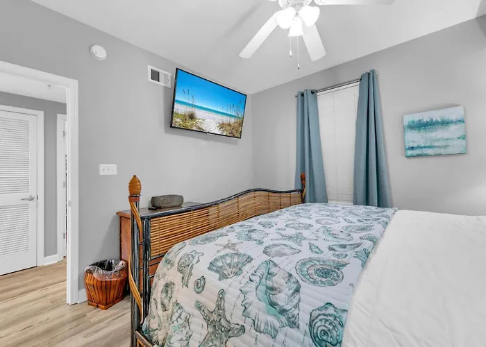 Grandview East 302 - Sandscape